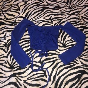 Shoulder-less crop top